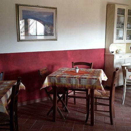 Agriturismo Santa Adriana Volterra Exteriör bild
